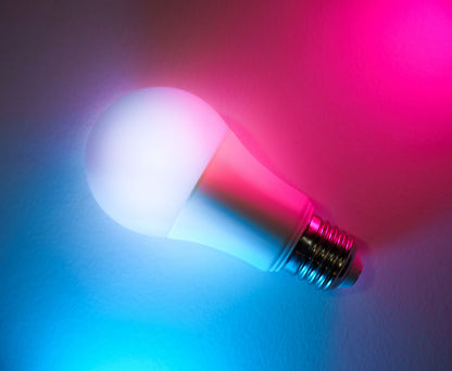 Bombilla LED Inteligente Tuya WiFi — 16 Millones de Colores, Control por App, E27, Envío GRATIS a España